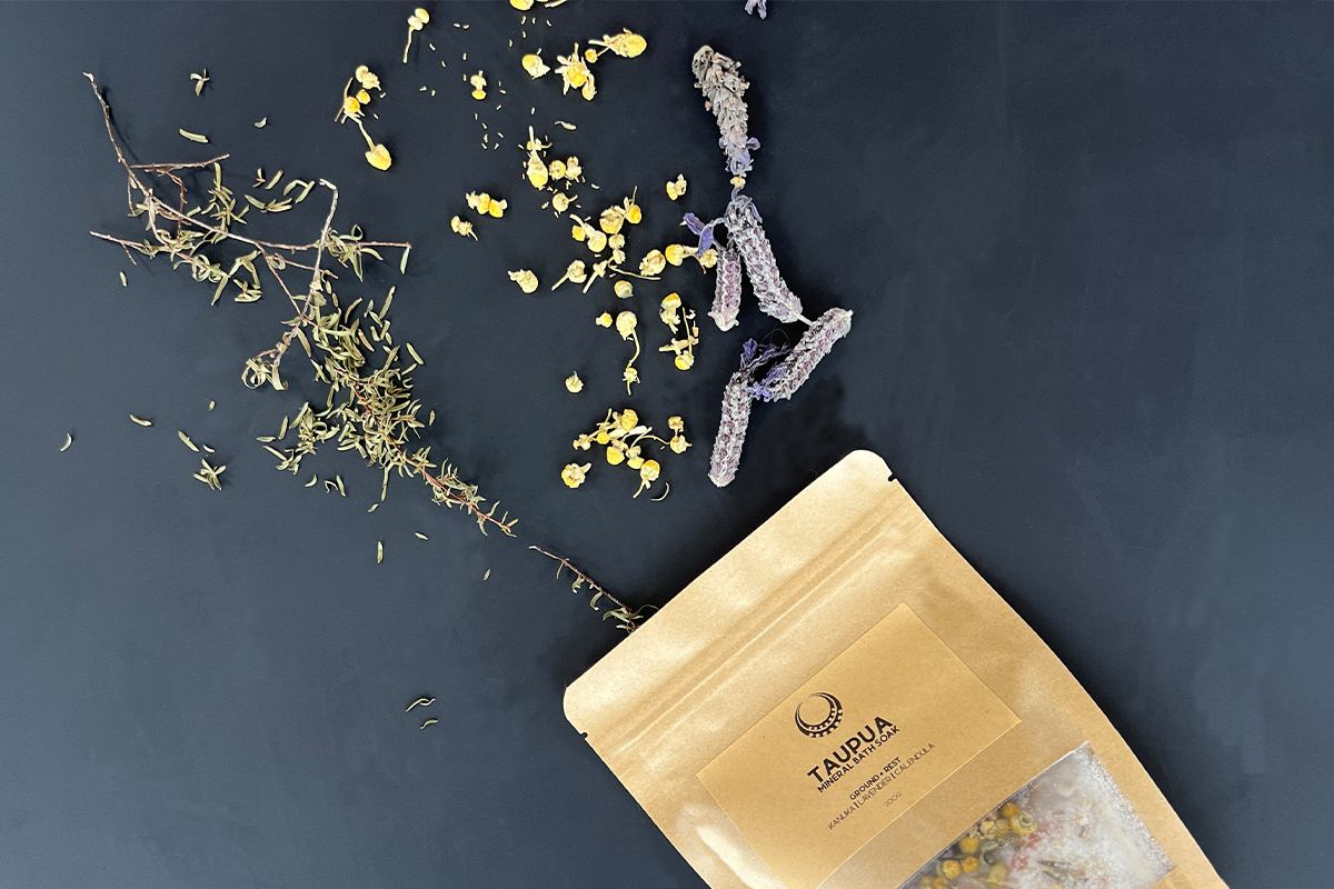 Taupua bath soak | Ground + rest blend