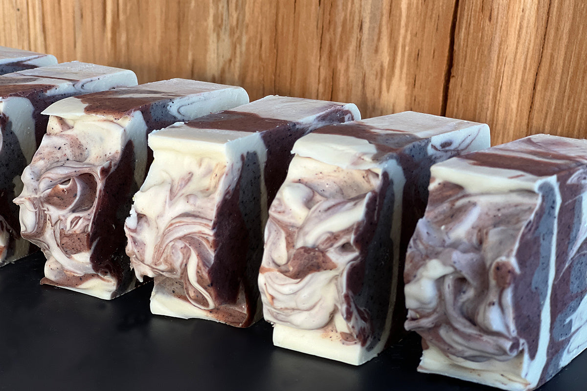 Kumikumi | Throat chakra soap
