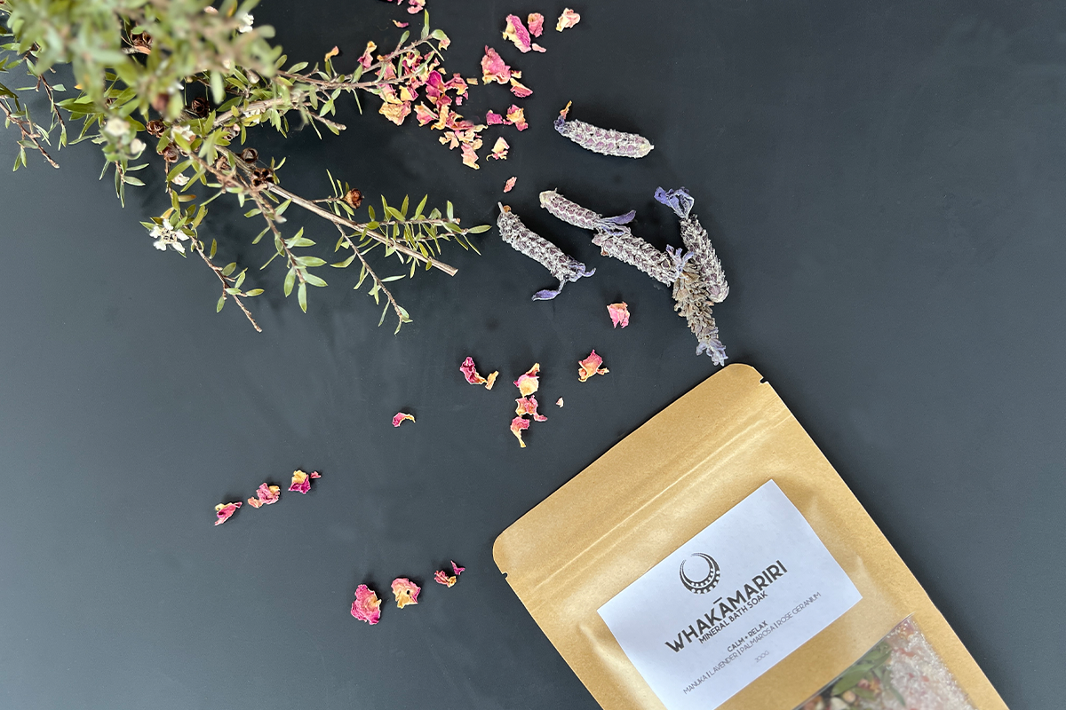 Whakāmariri bath soak | Calm + relax blend